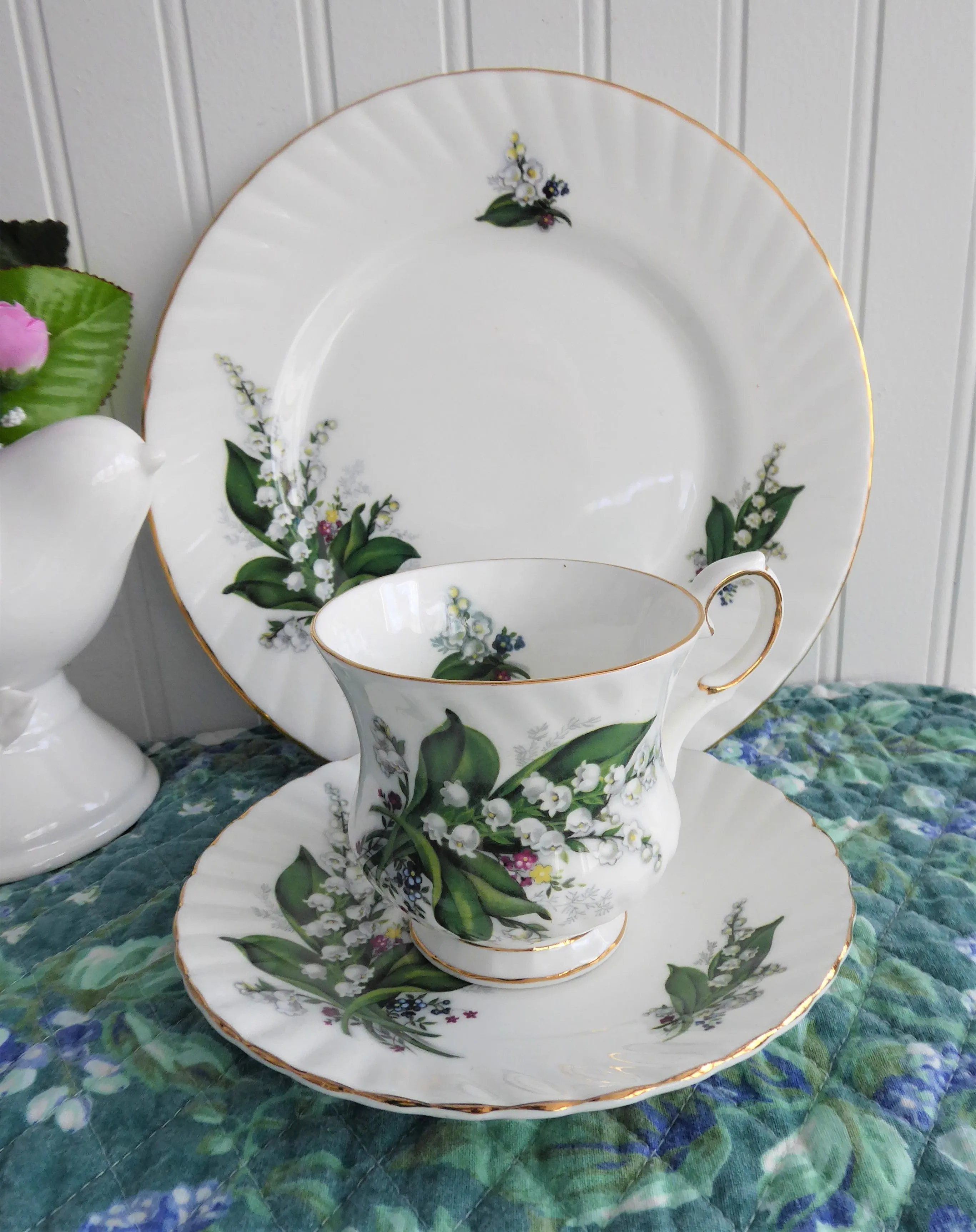 Lily Of The Valley Teacup Trio Elizabethan 1950s Bone China Spring Floral