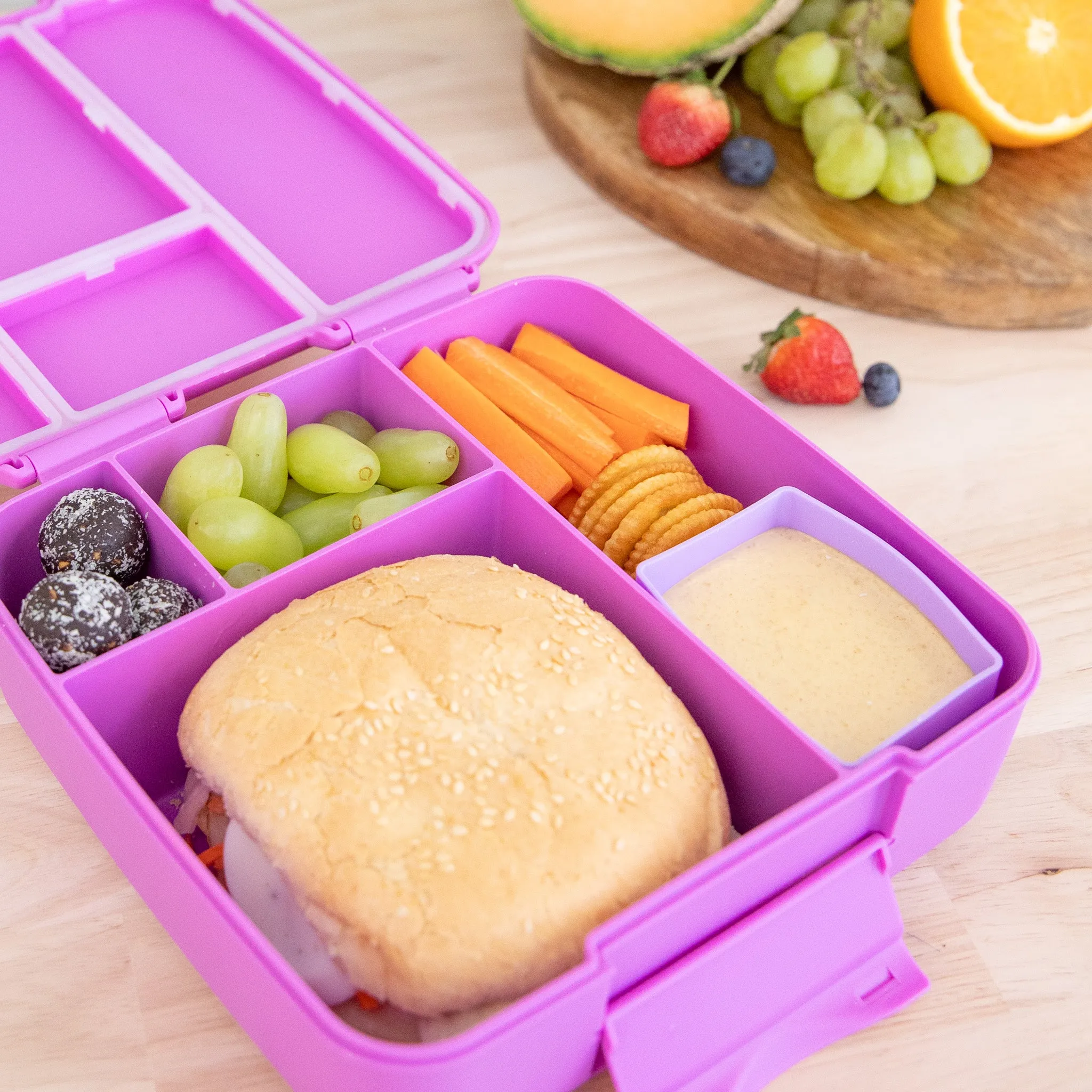 MontiiCo Feast Lunch Box - Fuchsia