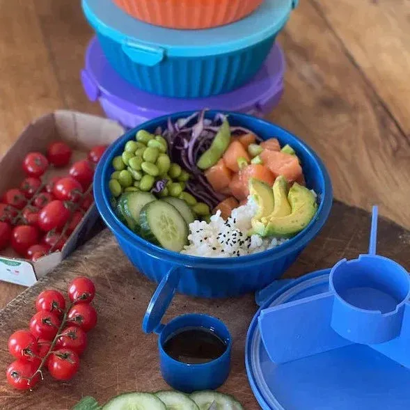 Yumbox Leakproof Divided Poke Salad Bowl - Lagoon Blue